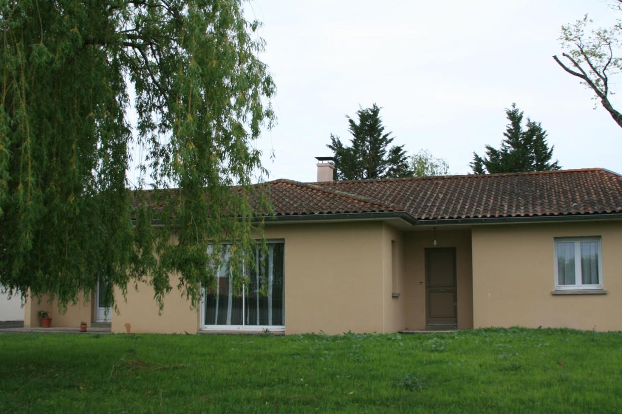 Villa Bruyeres Thiers Exterior foto